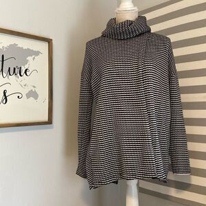 CAbi Black & White Striped Style 3167 Fergie Split Turtleneck Sweater Size Small